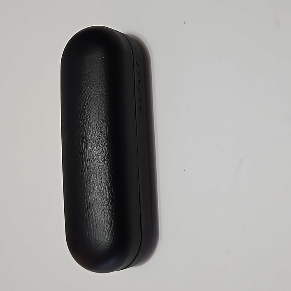 Oakley Hard Cover Black Eyeglass or Sunglass Case #E-25